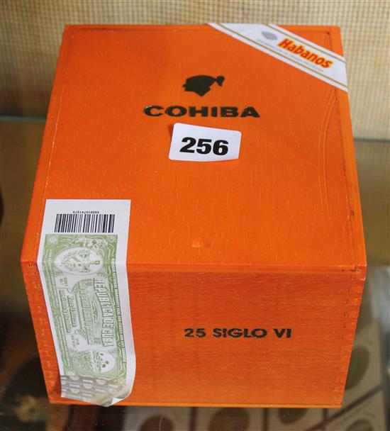 25 Cohiba Siglo VI cigars